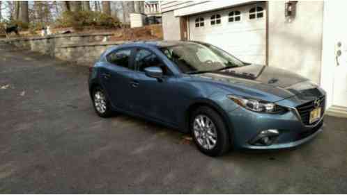 Mazda Mazda3 5 door hatchback (2015)