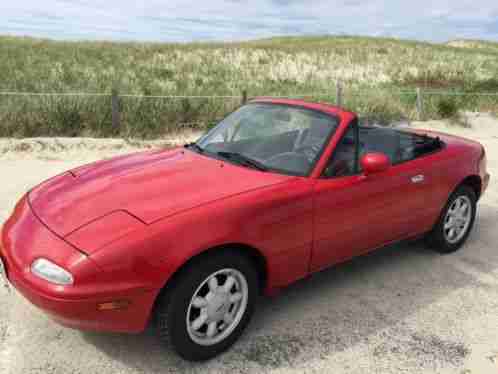 Mazda MX-5 Miata (1990)