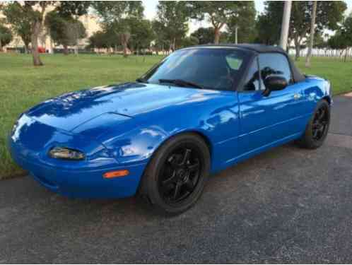 Mazda MX-5 Miata (1990)