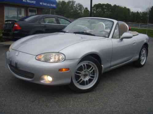 Mazda MX-5 Miata (2003)