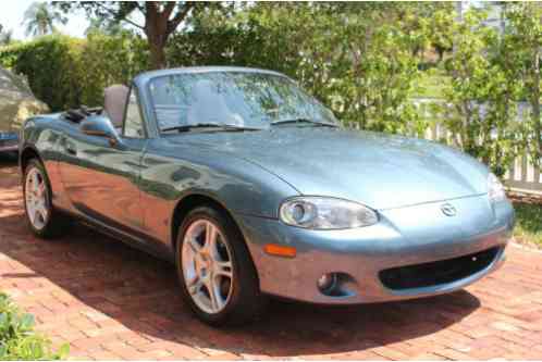 Mazda MX-5 Miata 2-Seater Sport (2005)