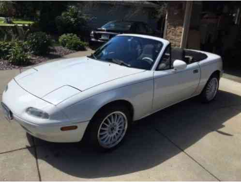 Mazda MX-5 Miata (1990)