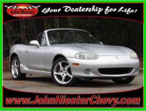 2003 Mazda MX-5 Miata 2dr Conv Cloth 5-Spd Manual