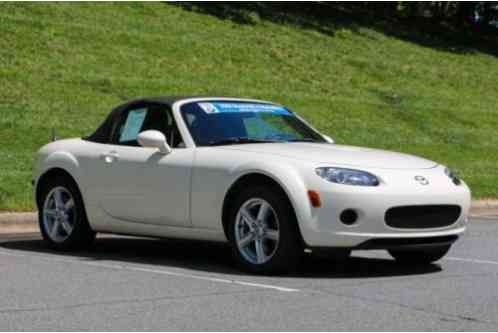 Mazda MX-5 Miata (2006)