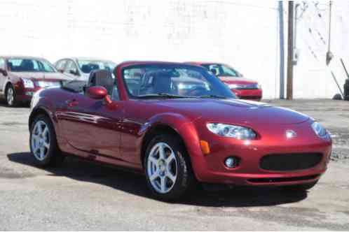 Mazda MX-5 Miata (2006)