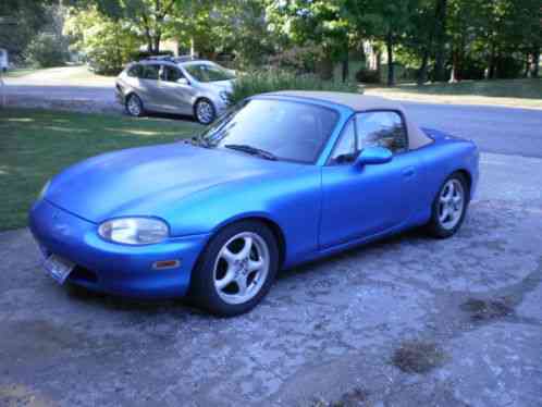 Mazda MX-5 Miata (1999)