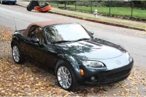 Mazda MX-5 Miata (2006)