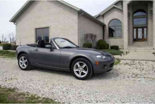 Mazda MX-5 Miata (2008)