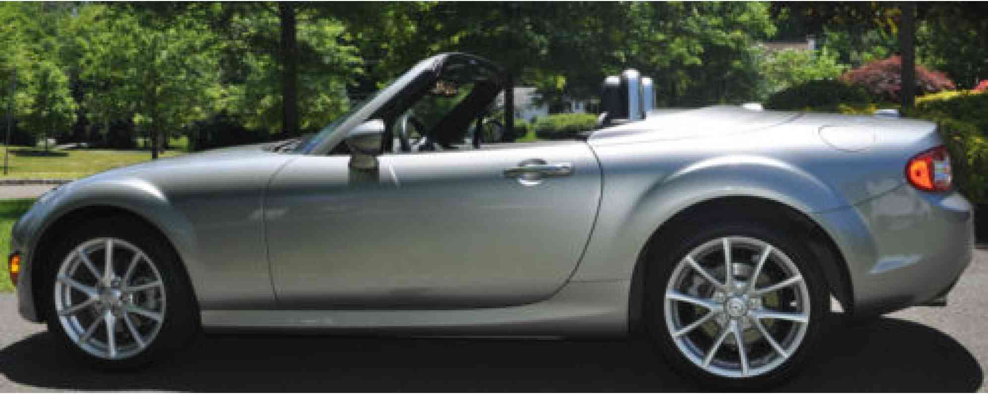 Mazda MX-5 Miata (2011)