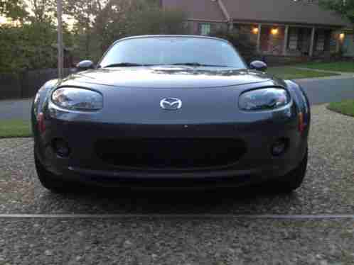 Mazda MX-5 Miata (2006)