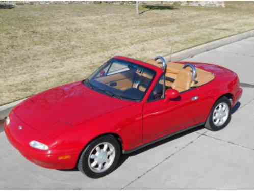 1993 Mazda MX-5 Miata Limited Convertible 2-Door Manual 5-Speed I4 1. 6L