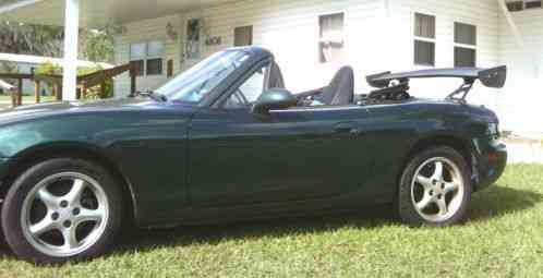 Mazda MX-5 Miata LS (2002)