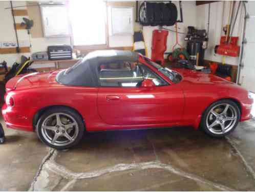 2004 Mazda MX-5 Miata