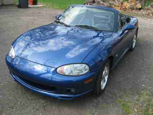 Mazda MX-5 Miata MX-5 LIMITED (1999)