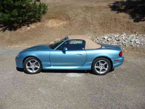 Mazda MX-5 Miata (2001)