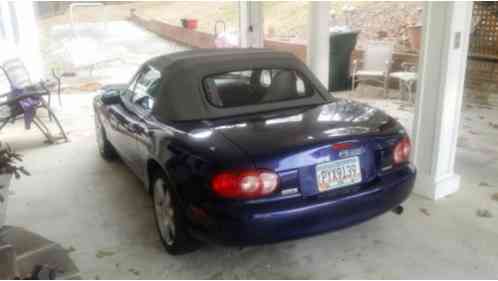 2003 Mazda MX-5 Miata Special Edition Convertible