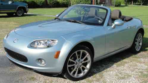 Mazda MX-5 Miata (2008)