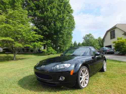 Mazda MX-5 Miata Touring (2008)