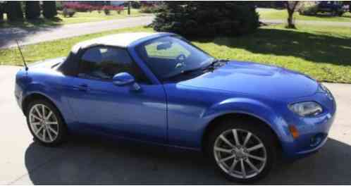 Mazda MX-5 Miata (2006)