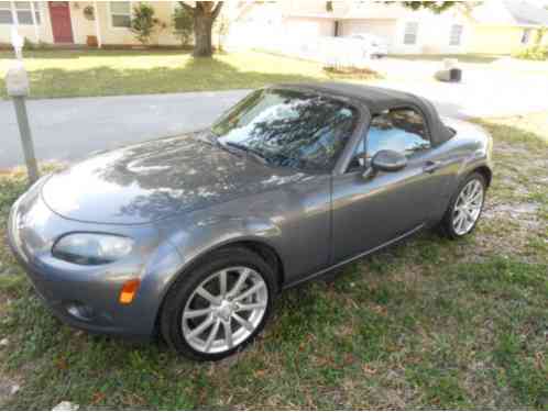 Mazda MX-5 Miata (2006)