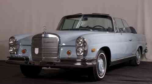 Mercedes-Benz 200-Series (1969)