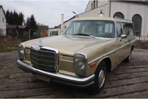 Mercedes-Benz 200-Series (1972)