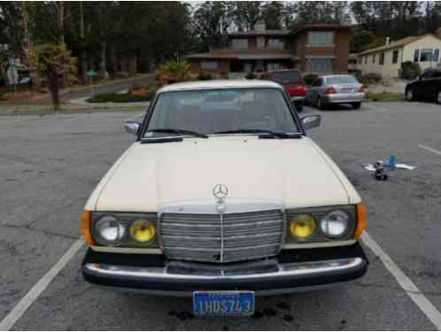 1983 Mercedes-Benz 200-Series 240D