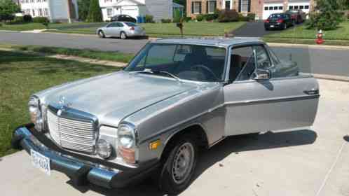 1975 Mercedes-Benz 200-Series 280 Coupe