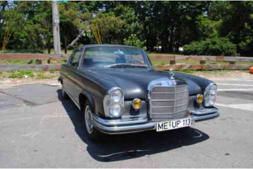 Mercedes-Benz 200-Series SE (1967)