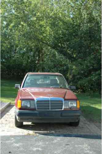 1986 Mercedes-Benz 300-Series