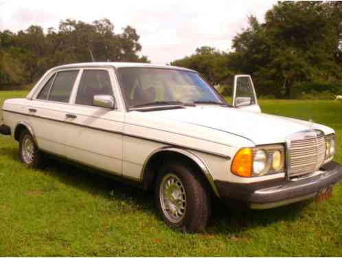 Mercedes-Benz 300-Series (1984)