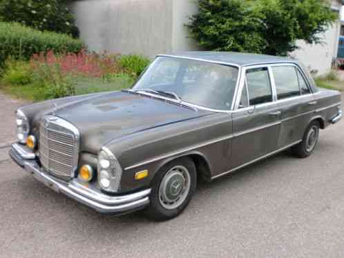 Mercedes-Benz 300-Series (1969)