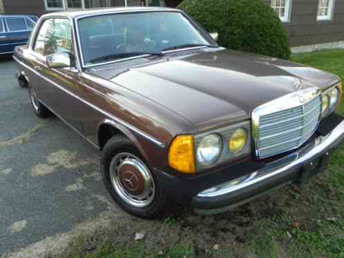 1978 Mercedes-Benz 300-Series