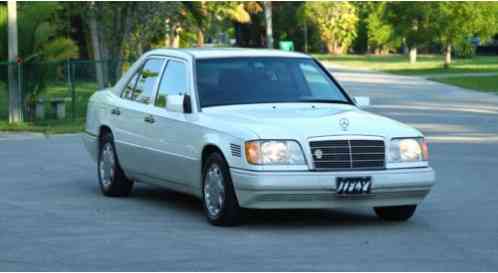 1995 Mercedes-Benz 300-Series LE