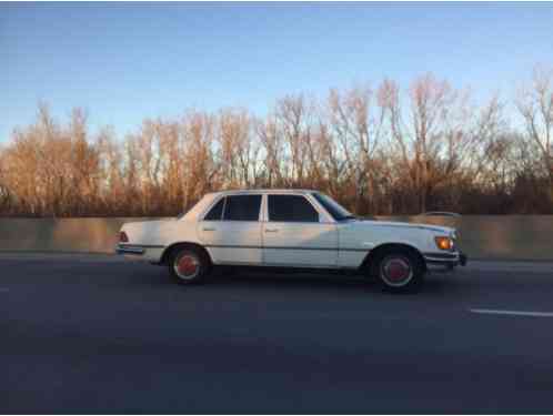 Mercedes-Benz 400-Series (1973)