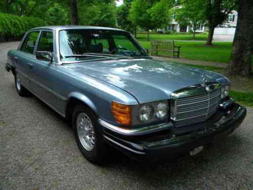 Mercedes-Benz 400-Series (1977)