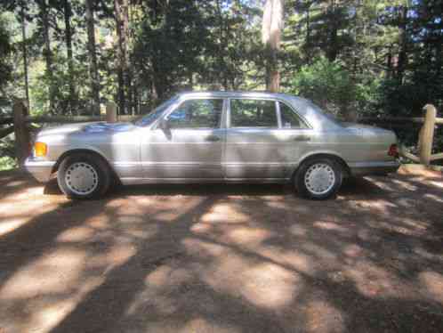 Mercedes-Benz 500-Series 560SEL (1991)