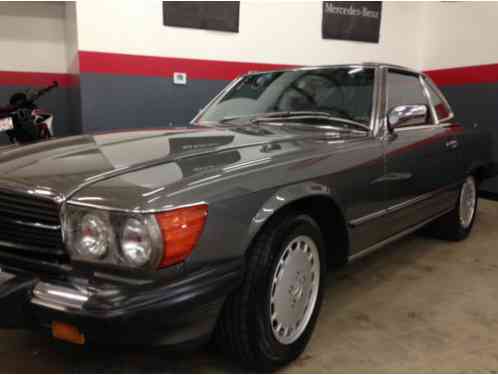 1989 Mercedes-Benz 500-Series 560SL