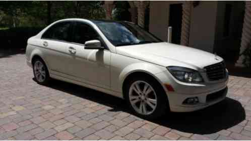 2010 Mercedes-Benz C-Class 300