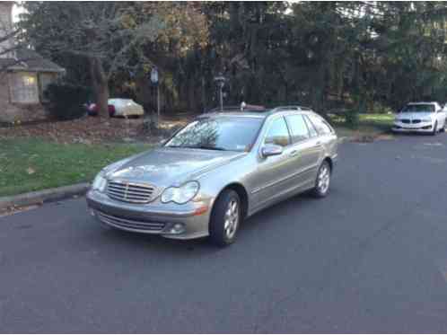 Mercedes-Benz C-Class (2005)