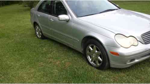 Mercedes-Benz C-Class (2002)