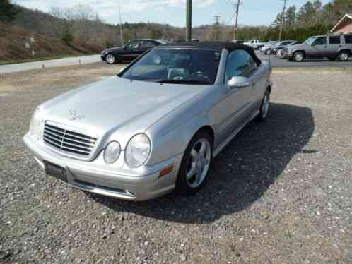 Mercedes-Benz CLK-Class (2002)