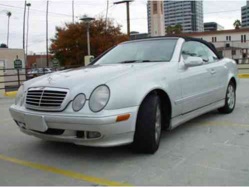 Mercedes-Benz CLK-Class (2002)