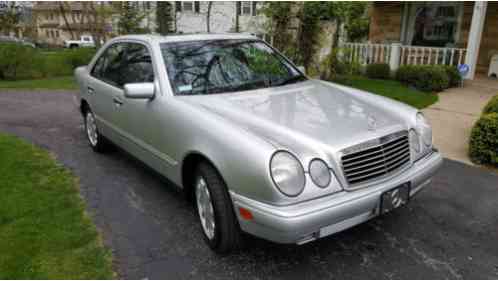 Mercedes-Benz E-Class (1996)