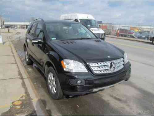 Mercedes-Benz M-Class ML350 4MATIC (2006)