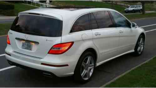 Mercedes-Benz R-Class R350 (2011)