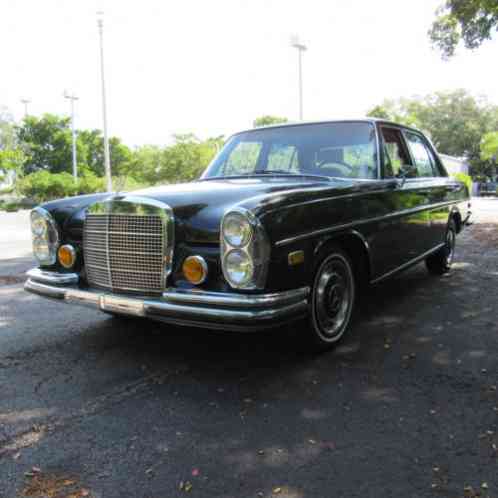 Mercedes-Benz S-Class (1971)