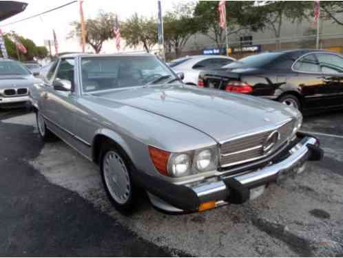 Mercedes-Benz SL-Class (1988)