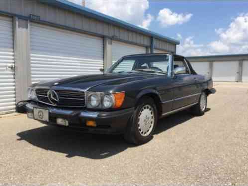 Mercedes-Benz SL-Class 560SL (1989)