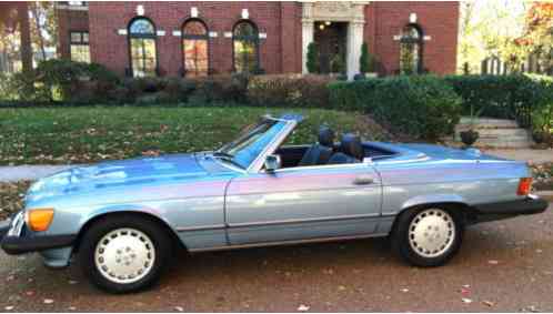 Mercedes-Benz SL-Class (1988)